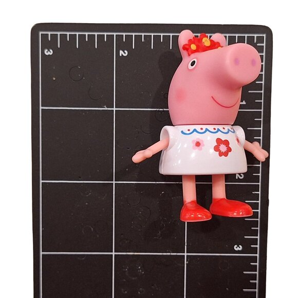 Peppa Pig Play-A-Sound Book and Peppa Pig Figure 2.5" - Picture 6 of 7